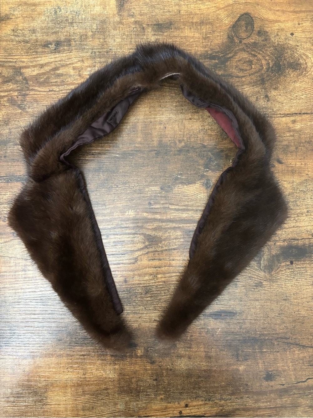 Vintage 1950s Dark Brown 100% Mink & Satin 29” Fur Collar
